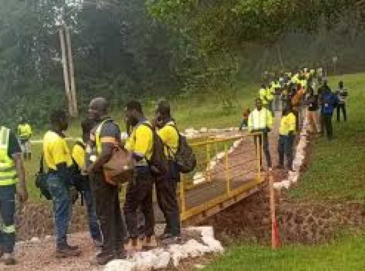 Soldiers deployed to Adamus site after government revoked mining leases